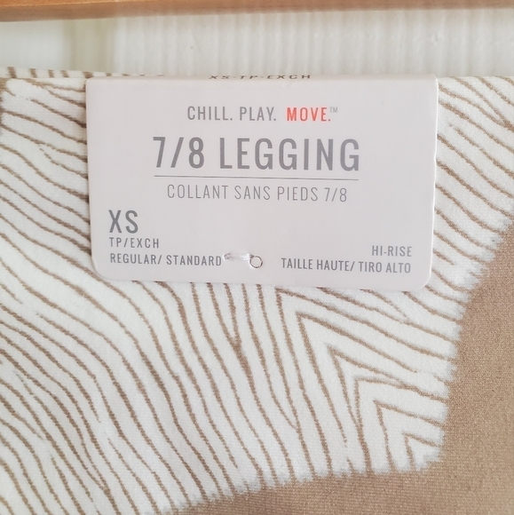 NWT Aerie Printed High Rise Chill. Play. Move.  7/8 Leggings size XS - Picture 4 of 8